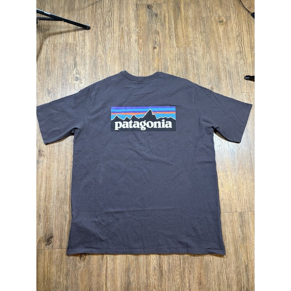 Patagonia Men's XL Responsibili-Tee Short Sleeve T-Shirt Gray Regular Fit